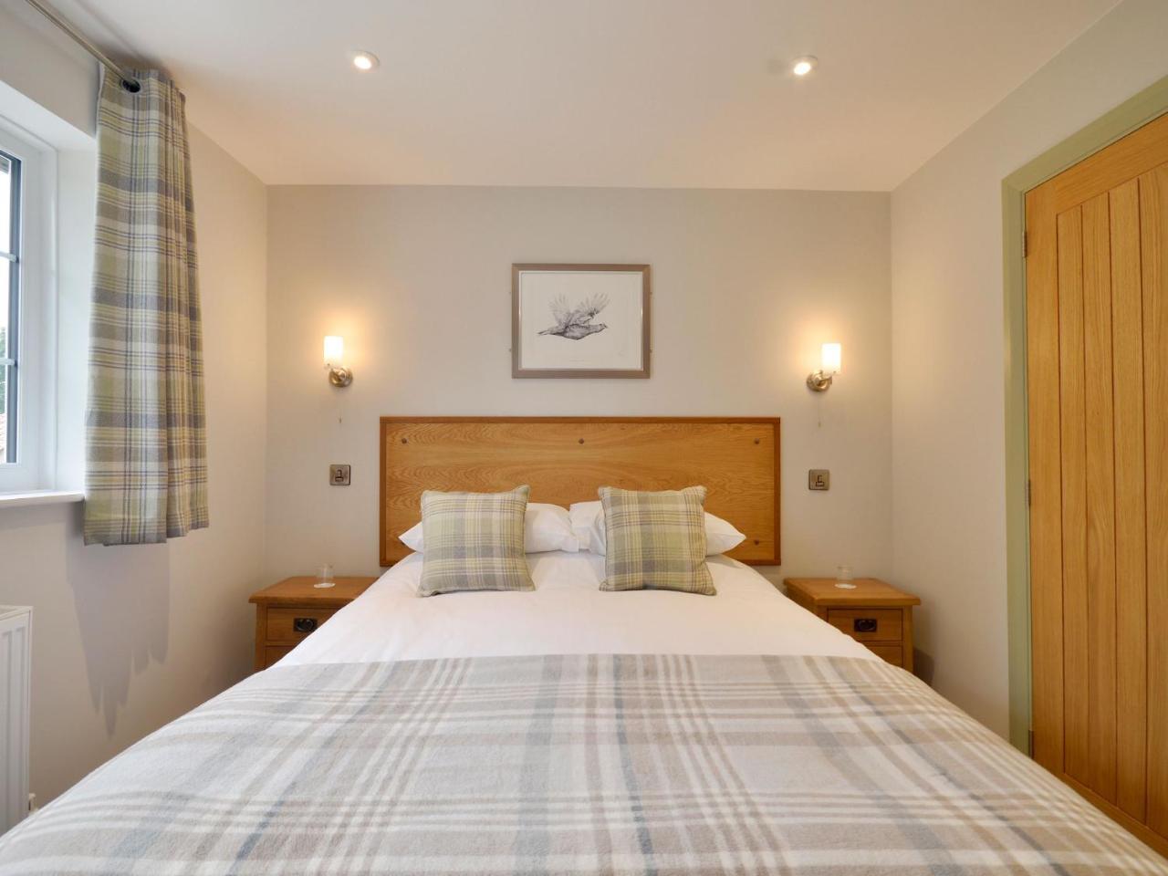Inn The Cayley Arms
