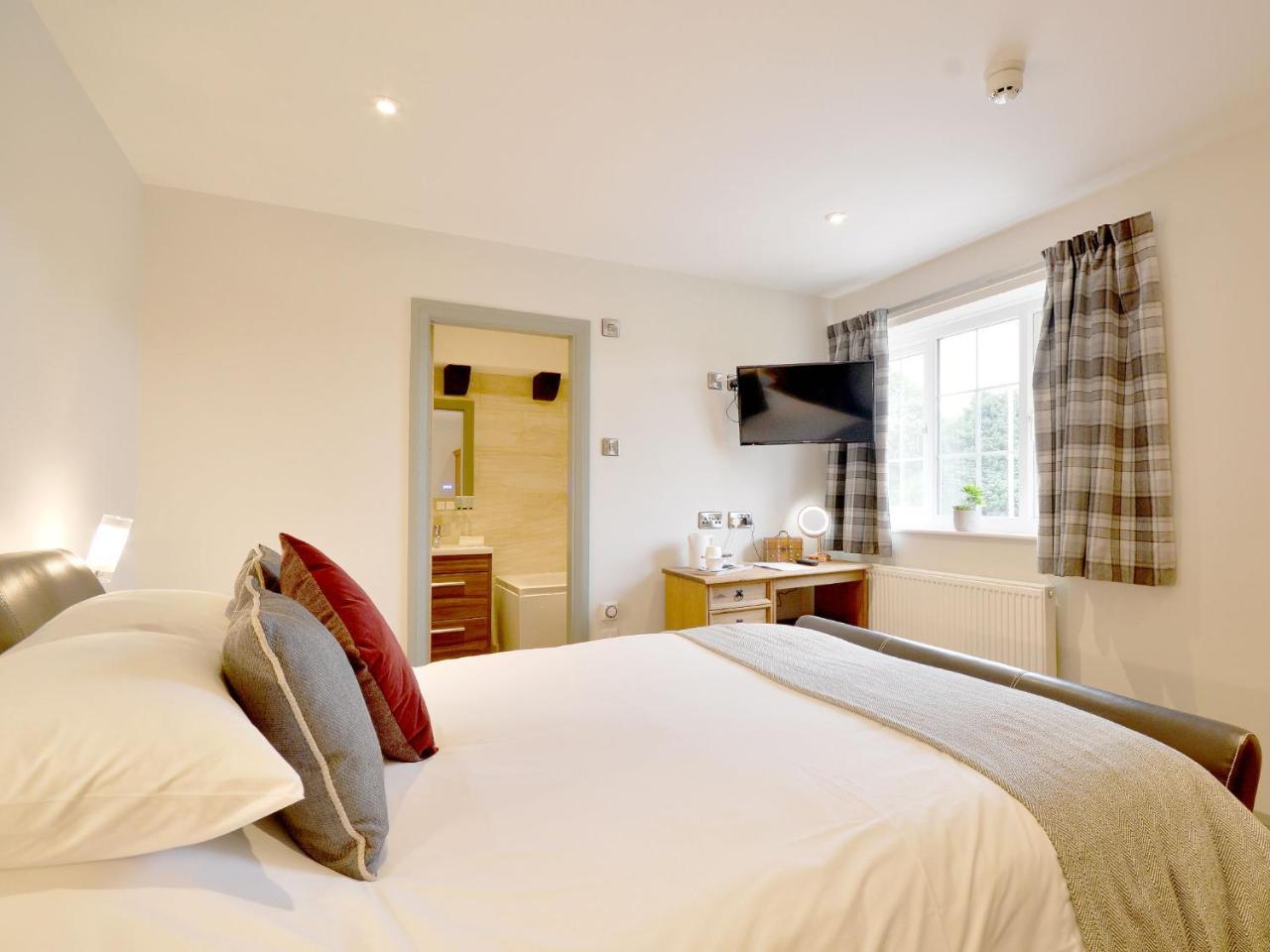 The Cayley Arms 4*