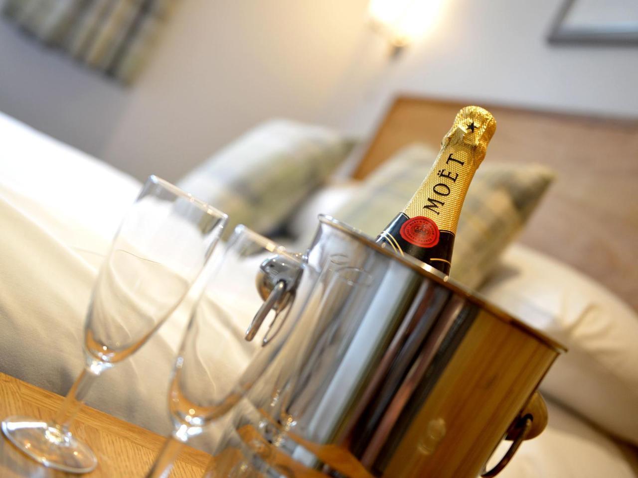 The Cayley Arms Inn 4*